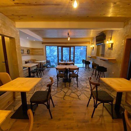 Villa Pahulja Rooms 科拉欣 外观 照片