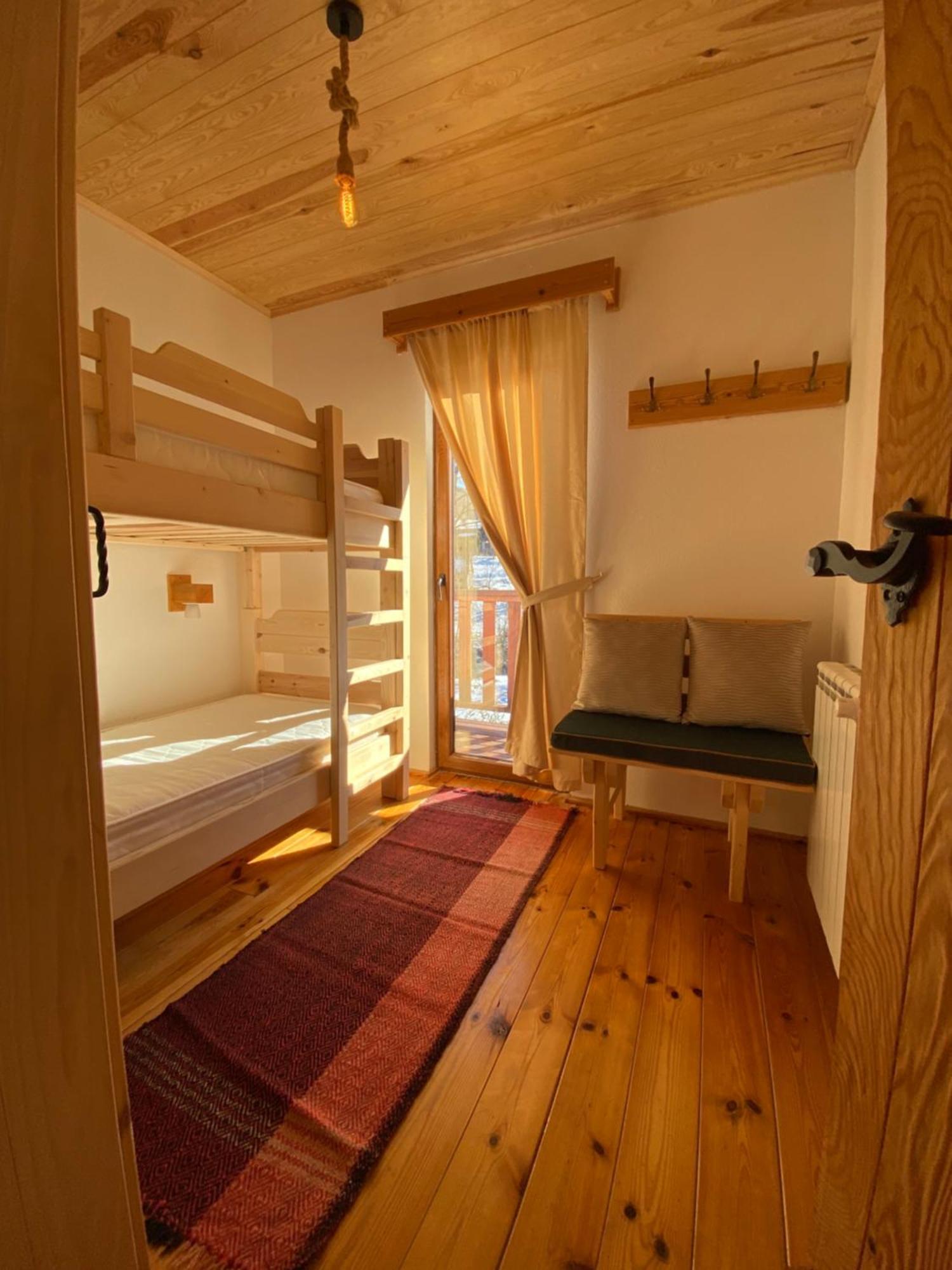 Villa Pahulja Rooms 科拉欣 外观 照片