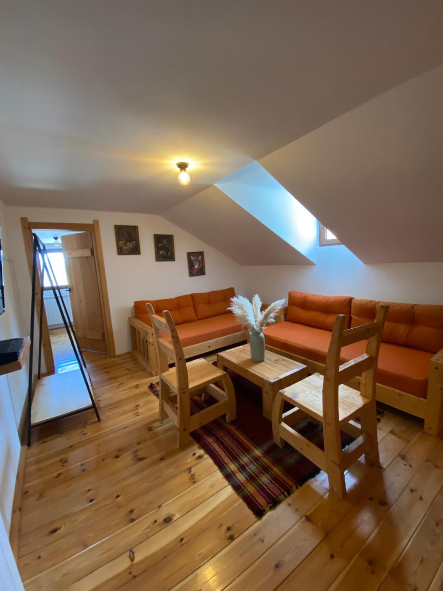 Villa Pahulja Rooms 科拉欣 外观 照片