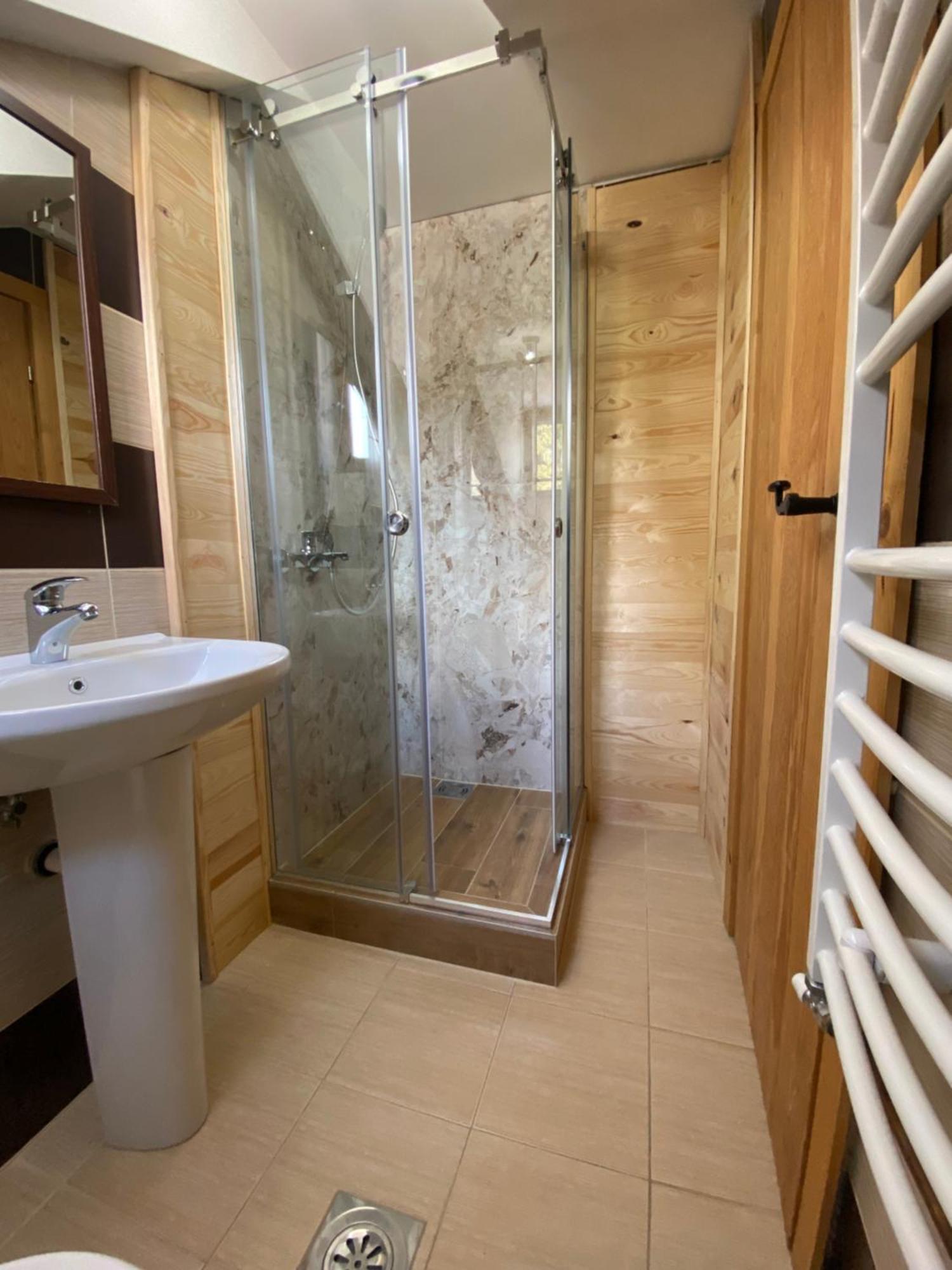 Villa Pahulja Rooms 科拉欣 外观 照片