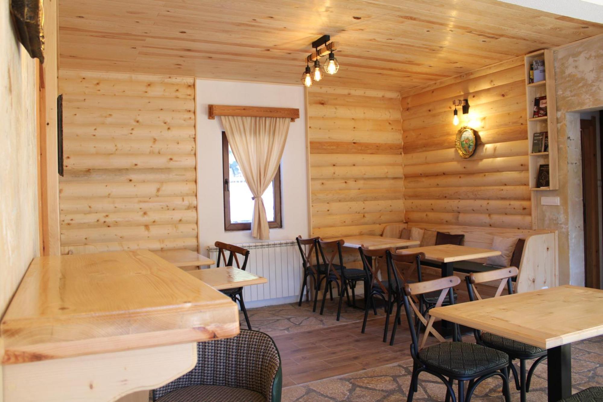 Villa Pahulja Rooms 科拉欣 外观 照片