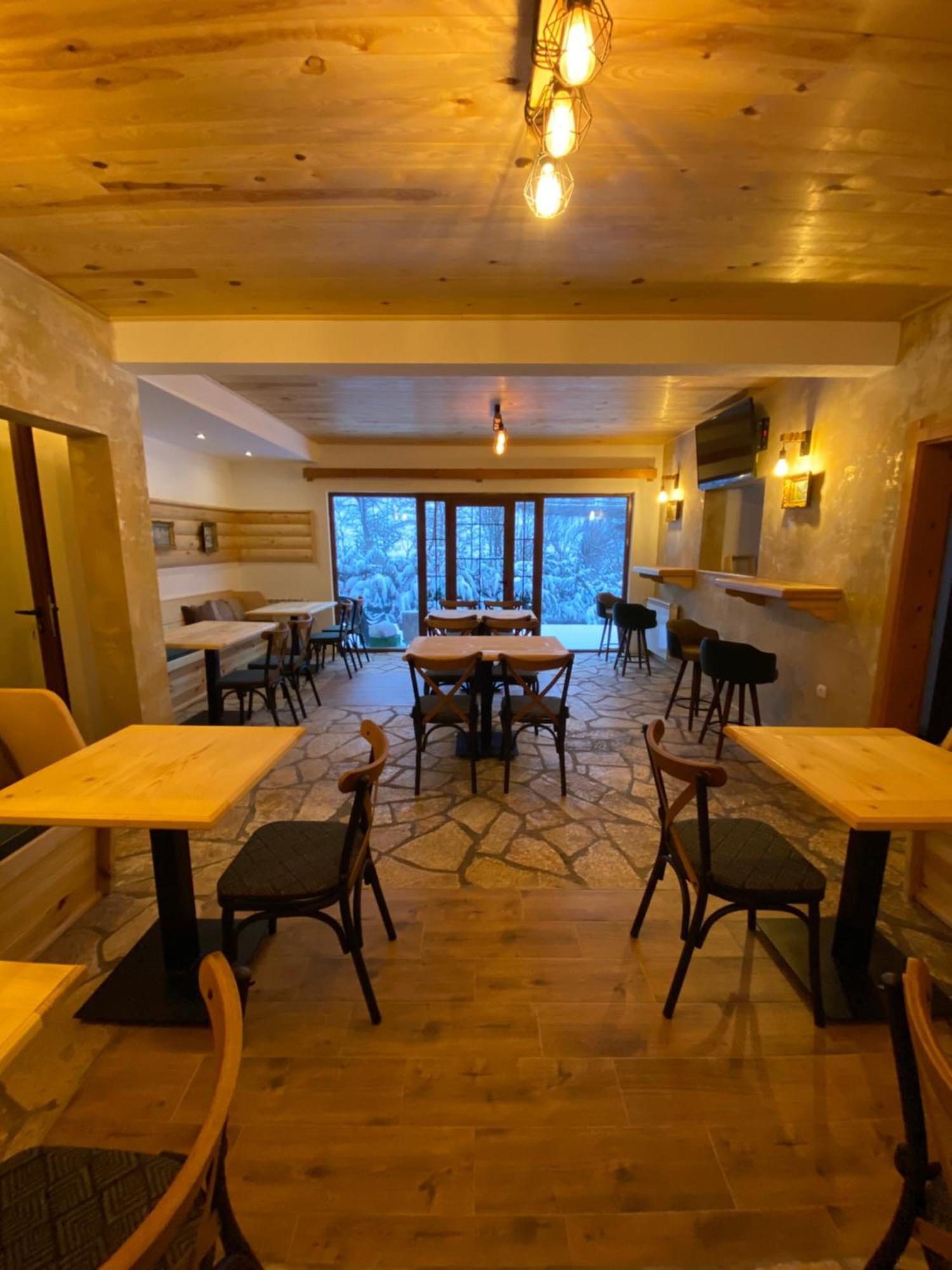 Villa Pahulja Rooms 科拉欣 外观 照片