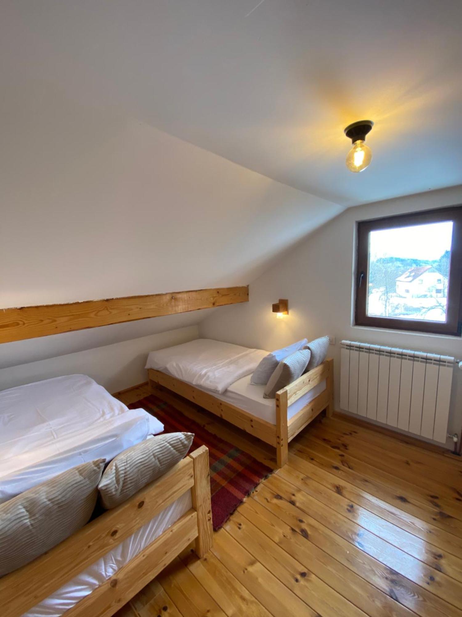 Villa Pahulja Rooms 科拉欣 外观 照片