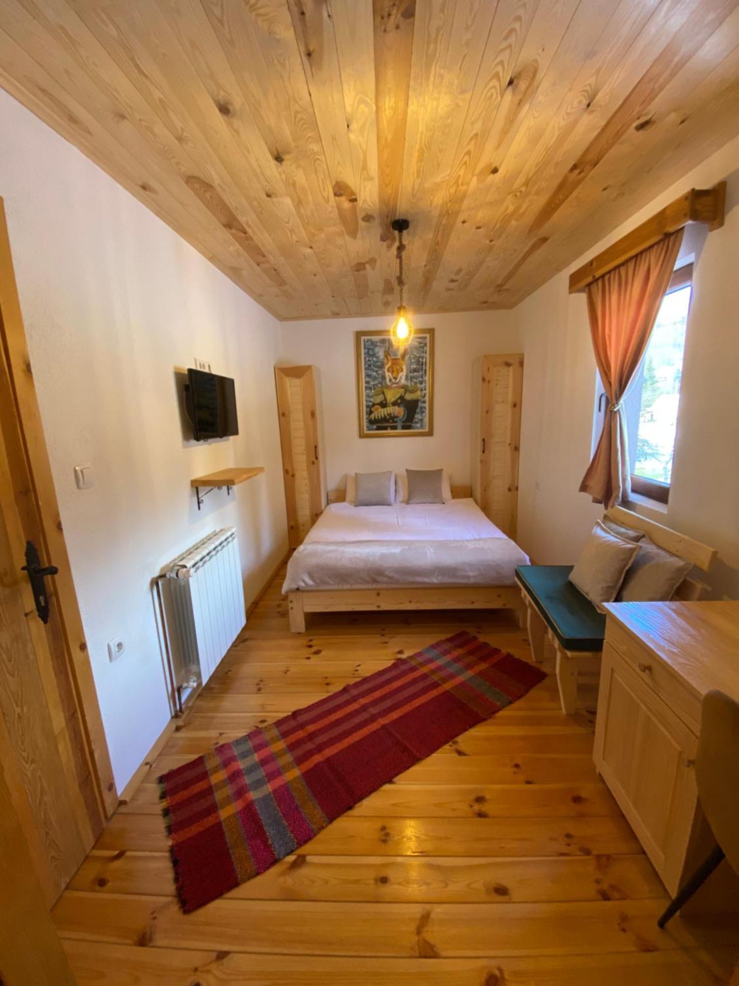 Villa Pahulja Rooms 科拉欣 外观 照片